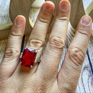 Red Sea Silver Rhinestone Ring